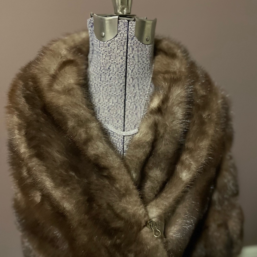 Necklace - Picture 3 of 3